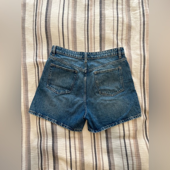 Women’s Zara Mom Denim Shorts - Picture 2 of 3